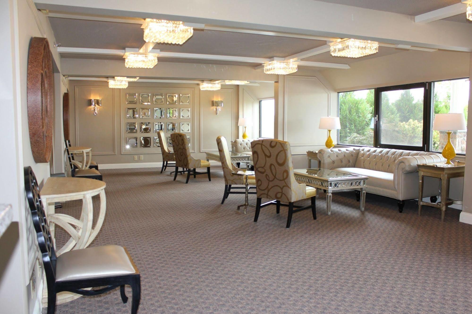 Hotel Doubletree By Hilton Poughkeepsie Exteriér fotografie